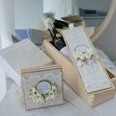 Zestaw ślubny w kremach i złocie - kartka w drewnianym pudełku i skrzynka