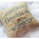 Haftowana poduszka na obrączki, personalizowana - imiona i data ślubu (18x18 cm, naturalna juta)