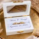 Białe pudełko na obrączki z okienkiem - personalizowane, drewniane