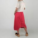 Asymetryczna spódnica bombka z kieszeniami