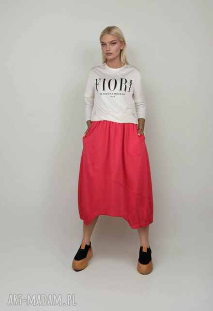 Asymetryczna spódnica bombka z kieszeniami