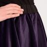 nietuzinkowe casual spódnica jest rozłożysta, fason z koła. tył dłuższy rozkloszowana