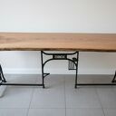 Konsole, biurka i stoły na maszynach - industrialny loft