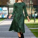 Sukienka z bawełny | FLORA zielone kwiaty