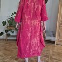 Czerwona ręcznie barwiona sukienka rozmiar L - na metce 2XL materiał oddychająca, pomiędzy płótnem a b