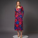 Sukienka Karla z dekoltem karo Flower Power - wygodna i elegancka