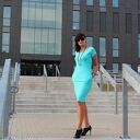 Sukienka dresowa ołówkowa z kieszeniami midi kolory