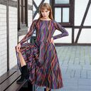 Sukienka z falbaną | WENUS kolorowe fale