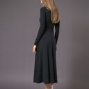 Sukienka z dekoltem karo - karla black