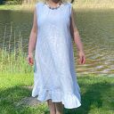 Biała lniana sukienka długa OVERSIZE z falbaną - 100% len