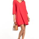 Elegancka sukienka z kontrafałdą na plecach i dekoltem V, T322, malinowa