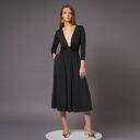 Oceana Black - wielofunkcyjna czarna sukienka handmade z kopertowym wiązaniem