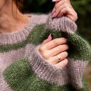 Sweter Seda Forest - ręcznie dziergany w paski z alpaką i moherem