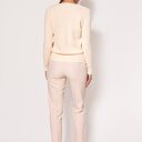 Cienki i ciepły sweter w serek - SWE243 łosoś MKM