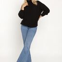 Obszerny sweter z golfem - SWE246 czarny MKM