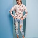 sweter z kwiatowym wzorem