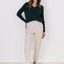 Cienki sweter w serek zielony MKM SWE243