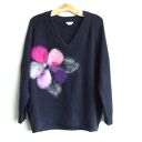 granatowy sweter r. L serek filcowany kwiat