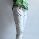 Sweter damski oversize w drukowanym abstrakcyjnym wzorze