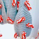 Christmas candy kardigan ręcznie dziergany niebieski w cukierki 100% handmade