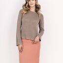 Cienki sweterek z rozszerzonymi rękawami - SWE346 mocca MKM