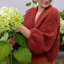 Ręcznie robiony sweter damski - wygoda i wyjątkowy styl