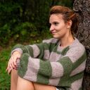Sweter Seda Forest - ręcznie dziergany w paski z alpaką i moherem