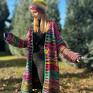 na drutach multikolorowy sweter boho