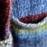 swetry: multikolor sweter - prezent na drutach walentynki