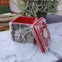 Świąteczne ręcznie zdobione pudełko ze świecznikiem tealight