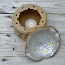 Kominek zapachowy ceramiczny z margerytkami - tea-light i miseczka
