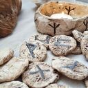 Ceramiczna misa rytualna - kadzielnica z runą Algiz