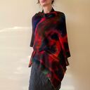 szal z wełny merino z czerwienią