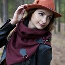 Szal, szalik, podwójny komin spinany, bordowy ze skórą