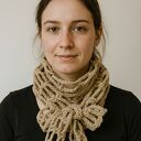 Wąski ażurowy szalik naszyjnik ozdoba na szyję beż