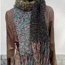 Kolorowy szalik unisex zimowy z frędzlami i bouclé