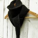 Ciepły szalik, trójkątna wąska chusta - CZARNA