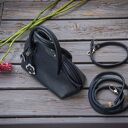 Mała granatowa torebka skórzana na ukos (crossbody) LadyBuQ Art