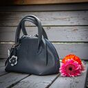 Mała granatowa torebka skórzana na ukos (crossbody) LadyBuQ Art
