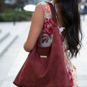 Torba HOBO na ramię - bordo, handmade z ekologicznego nubuku tapicerskiego