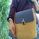 torba szydełkowa LISTONOSZKA EWELINA - musztarda/czekolada