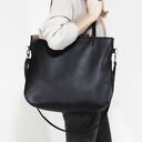 Pacco bag - torba na ramię z długim regulowanym, odpinanym paskiem, przez ramię