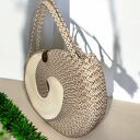 Damska torebka beżowym kolorze. Torebka Boho