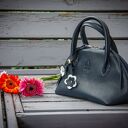 Mała granatowa torebka skórzana na ukos (crossbody) LadyBuQ Art