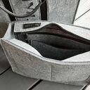 Szara torba filcowa XXL z organizatorem - pojemność w Twoim stylu