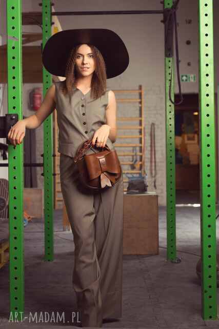 Brązowa mała skórzana unikalna ręcznie robiona torebeczka LadyBuQ Art Prawdziwe Polskie rękodzieło