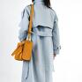 Skórzana w kolorze Kamelowym minimalistyczna - torebka na wiosnę damska ze skory