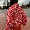 Kimono „Cielo Rojo” - Styl, który płynie z serca natury