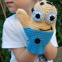 Rękawiczki dziecięce Minionki na zimę - robione na szydełku