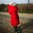 Bluza dziecięca NavahoClothing z kapturem - czerwona bawełna